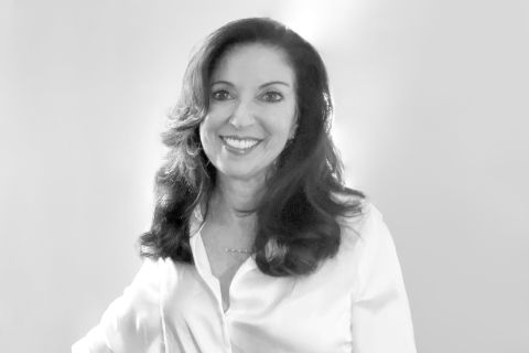 Darey Brands Executive Team Bonnie Neulight - President and Managing Director